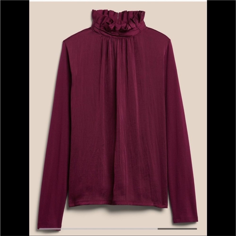 NWT Banana Republic Factory Mixed Media Top